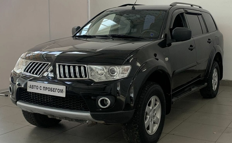 Mitsubishi PAJERO_SPORT 2.5d MT (178 л.с.) 4WD