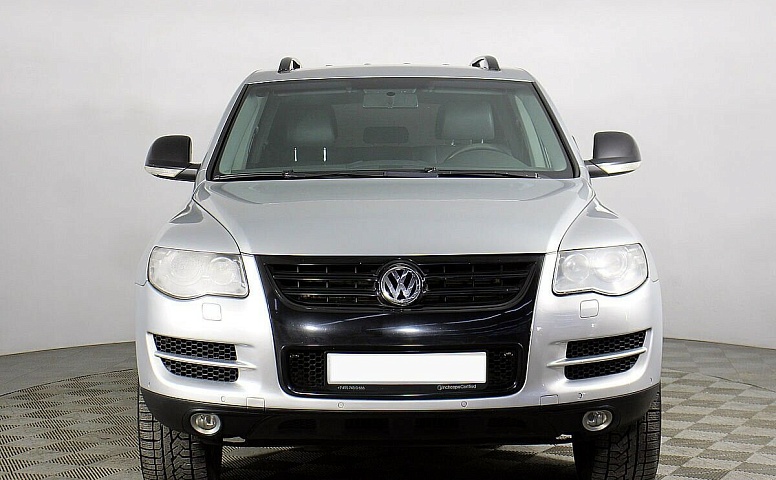 Volkswagen Touareg I Рестайлинг