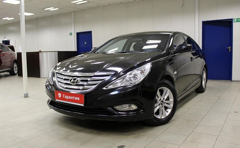 Hyundai Sonata VI (YF)