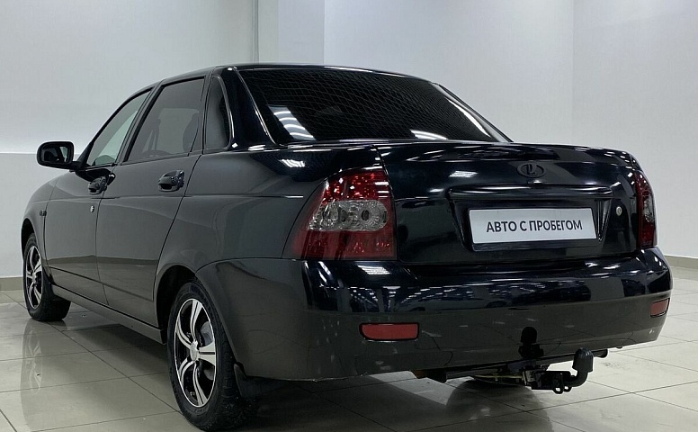 LADA (ВАЗ) 2170 1.6 MT (98 л.с.)