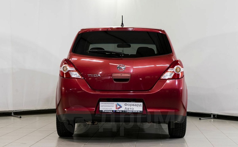 Nissan Tiida