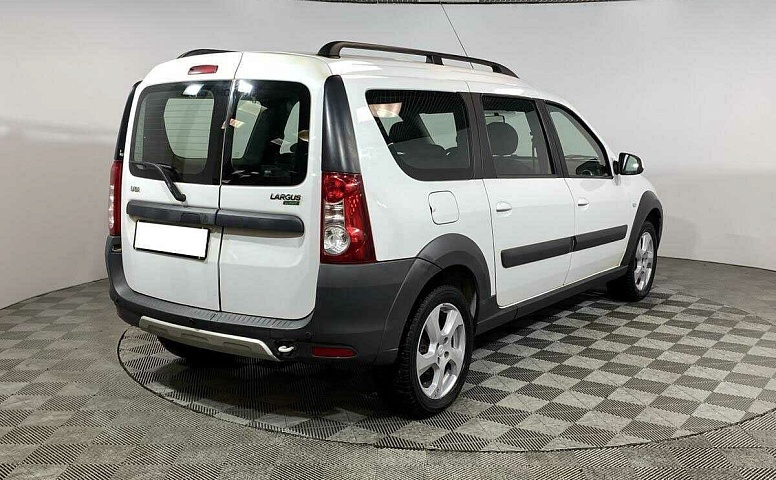 Lada (ваз) largus cross мкпп 2017 с пробегом 89 490 км