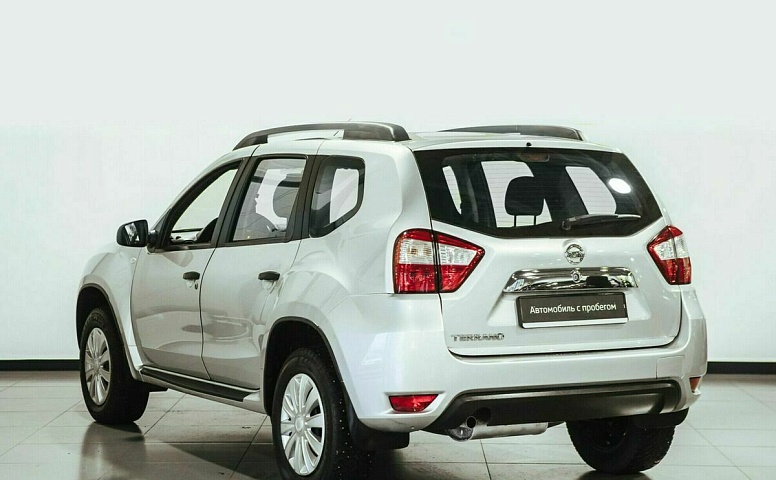 Nissan terrano
