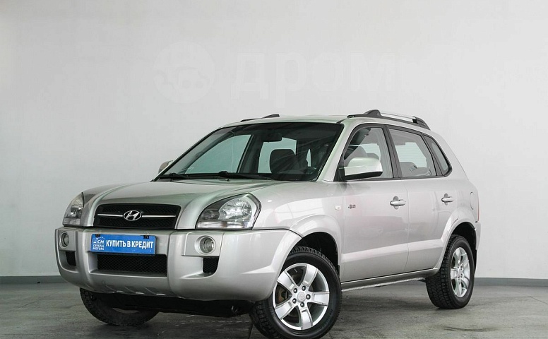 Hyundai Tucson, 1 поколение