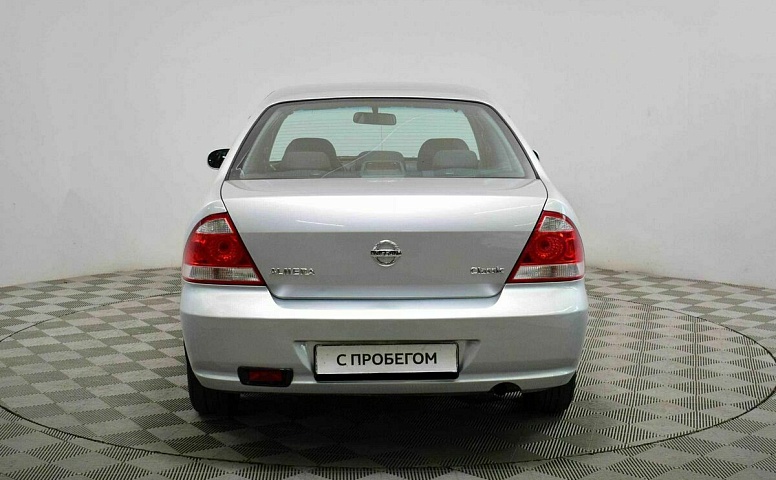 Nissan almera classic i