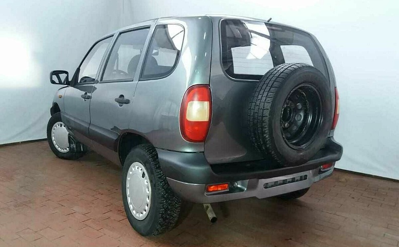 Chevrolet NIVA 1.7 MT (80 л.с.) 4WD