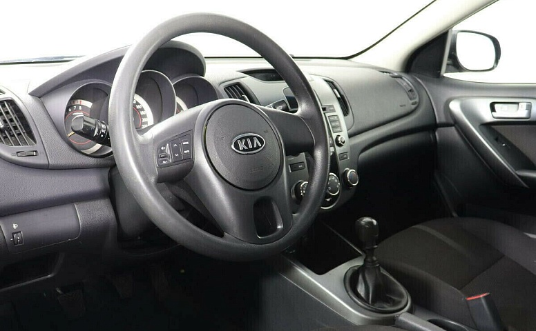 Kia Cerato II