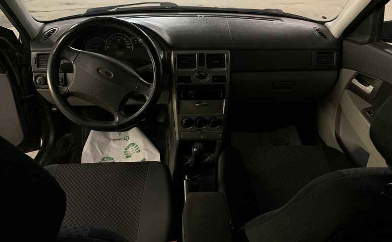 LADA (ВАЗ) 2170 1.6 MT (98 л.с.)
