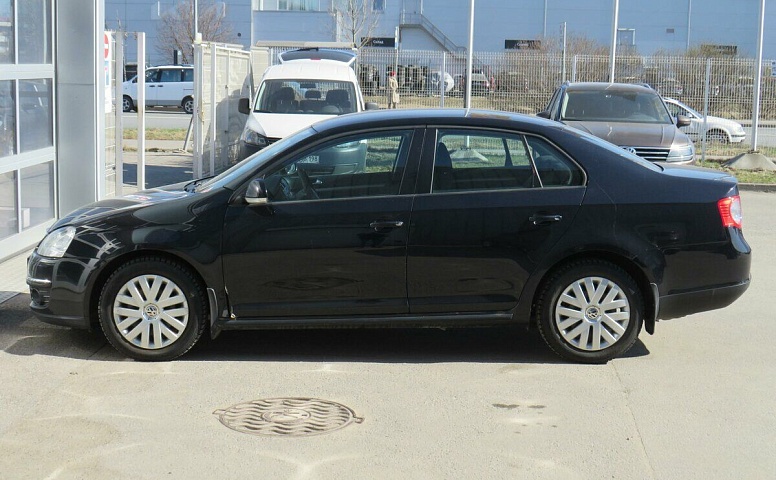 Volkswagen Jetta V