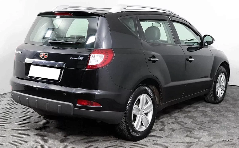 Geely Emgrand X7
