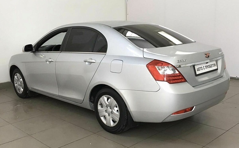 Geely EMGRAND 1.5 MT (98 л.с.)