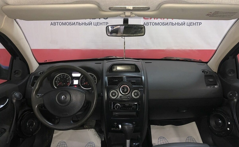 Renault MEGANE 1.6 AT (115 л.с.)