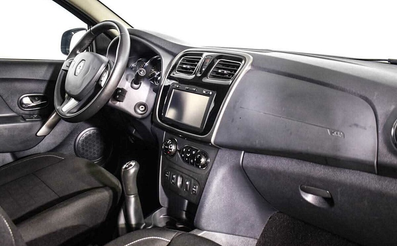 Renault sandero stepway мкпп 2017 с пробегом 49 500 км