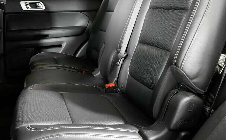 Ford Explorer V