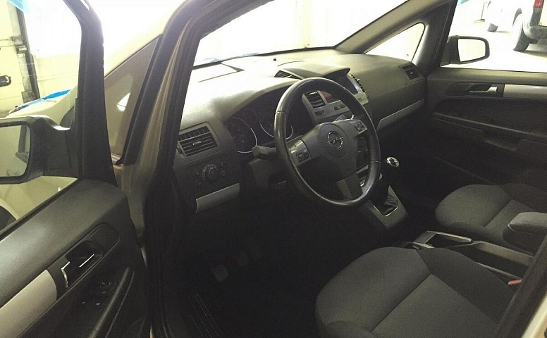 Opel Zafira B