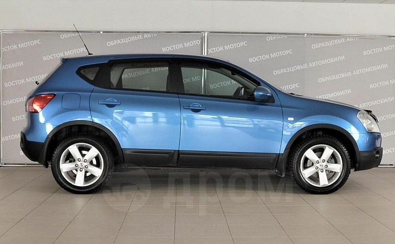 Nissan Qashqai, 1 поколение