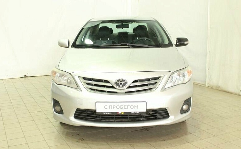 Toyota Corolla X (E140, E150) Рестайлинг