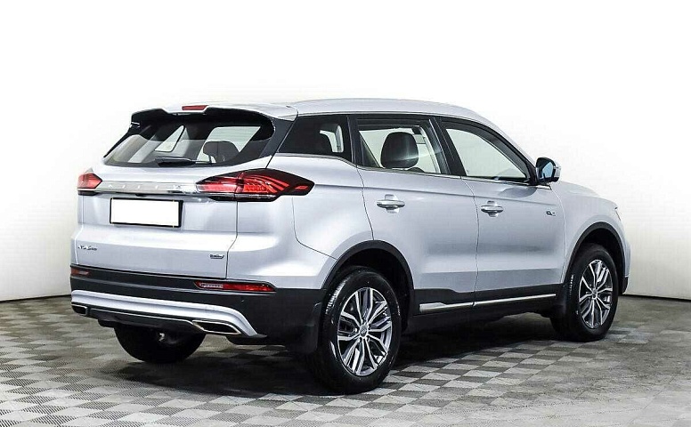 Geely atlas pro робот 2021 с пробегом 5 000 км