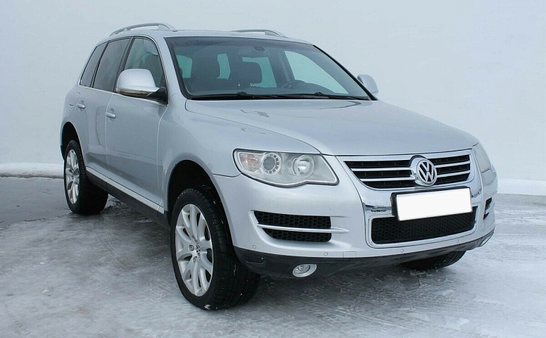 Volkswagen Touareg I Рестайлинг