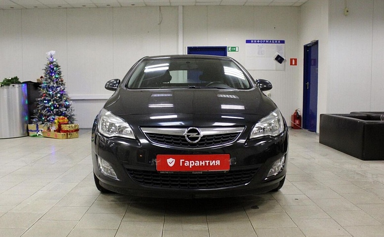 Opel Astra J