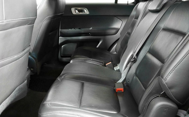 Ford Explorer V