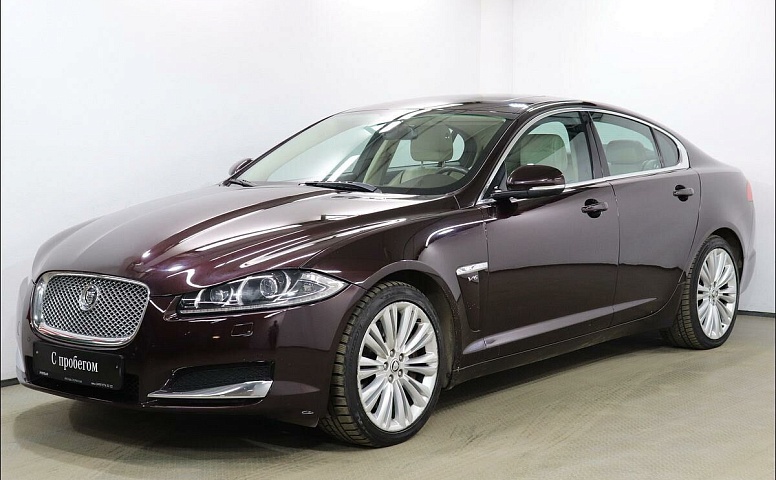 Jaguar XF