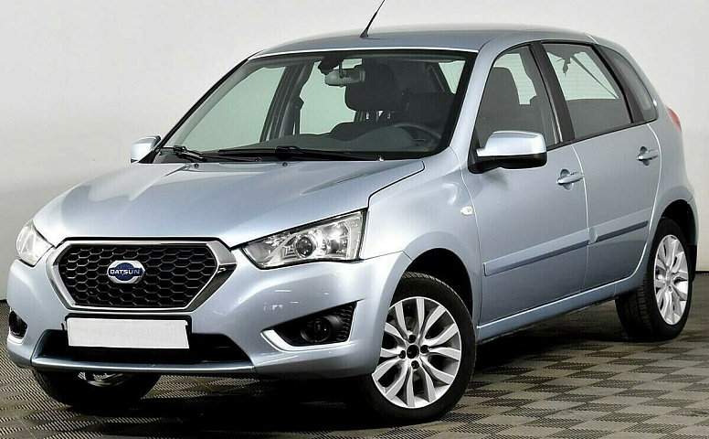 Datsun mi-do
