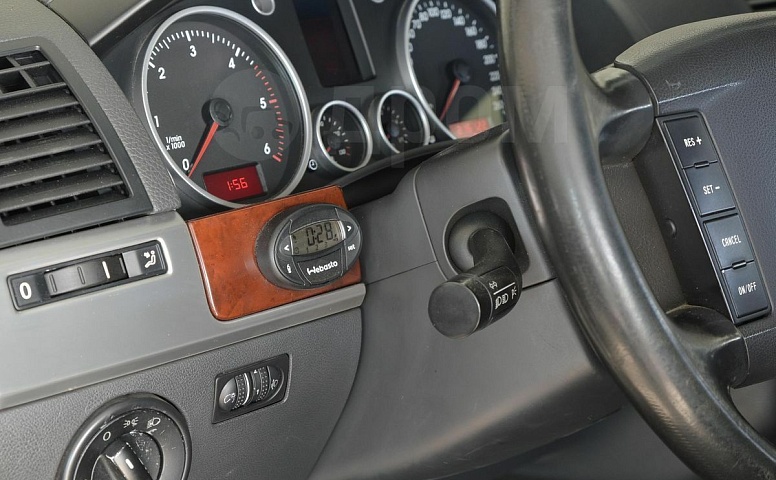 Volkswagen Touareg, 1 поколение