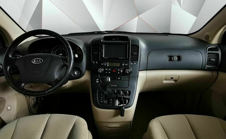 Kia Carnival 2.7 AT (186 л.с.) Красный