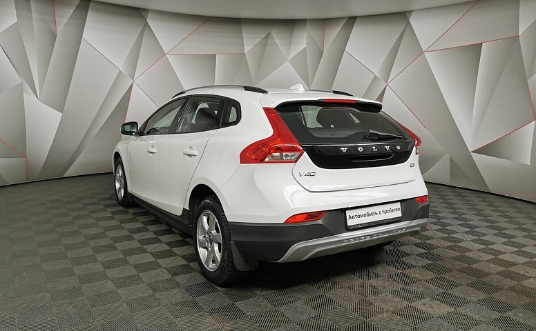 Volvo V40 1.6 D2 Powershift (114 л.с.) Белый