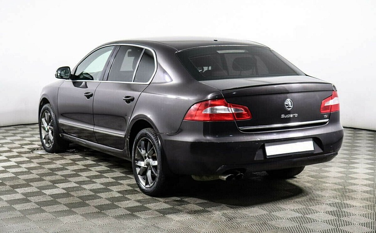 Skoda Superb II