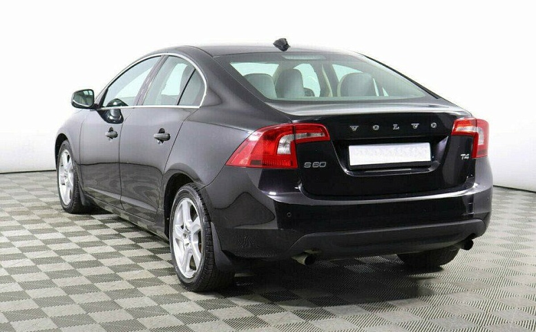 Volvo S60 1.6 Робот