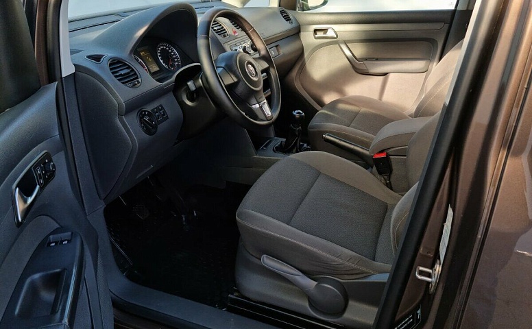Volkswagen Caddy III Рестайлинг