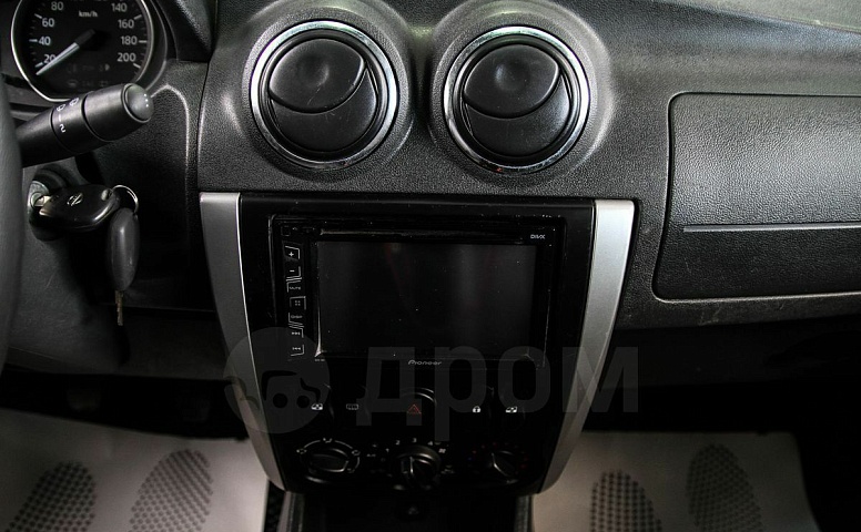 Nissan Almera, 3 поколение