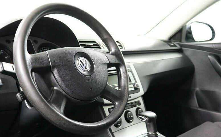 Volkswagen Passat 1.8 Робот