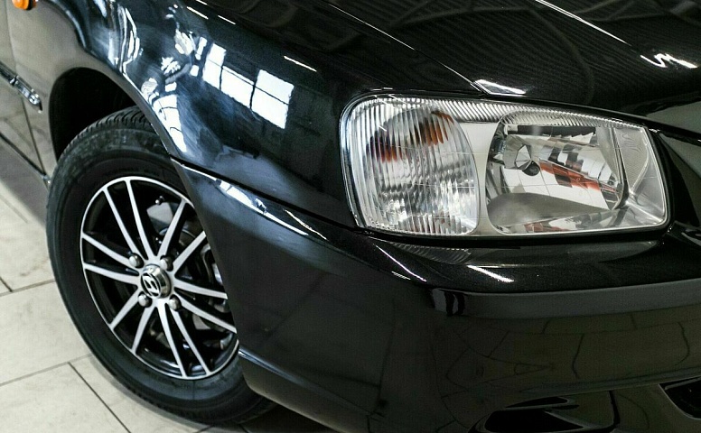Hyundai accent