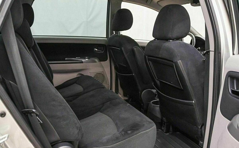 Mitsubishi grandis