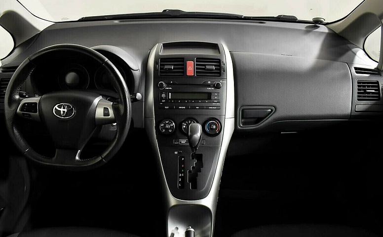 Toyota Auris I Рестайлинг