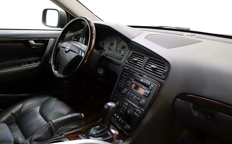 Volvo XC70