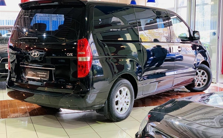 Hyundai Grand Starex