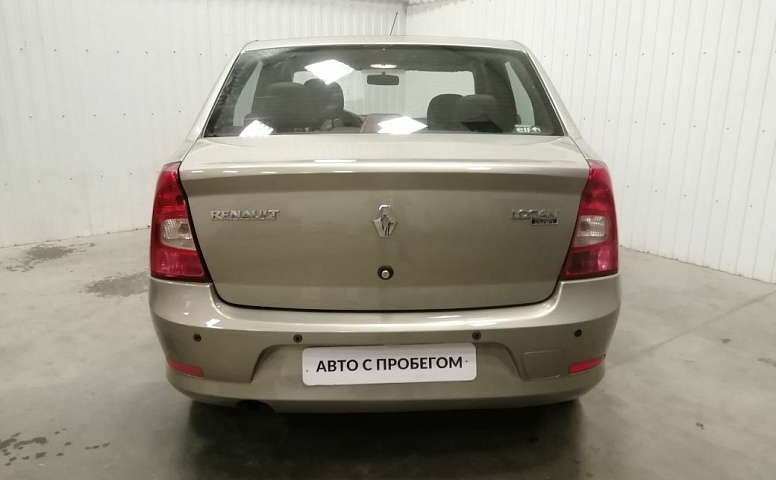 Renault LOGAN 1.4 MT (75 л.с.)