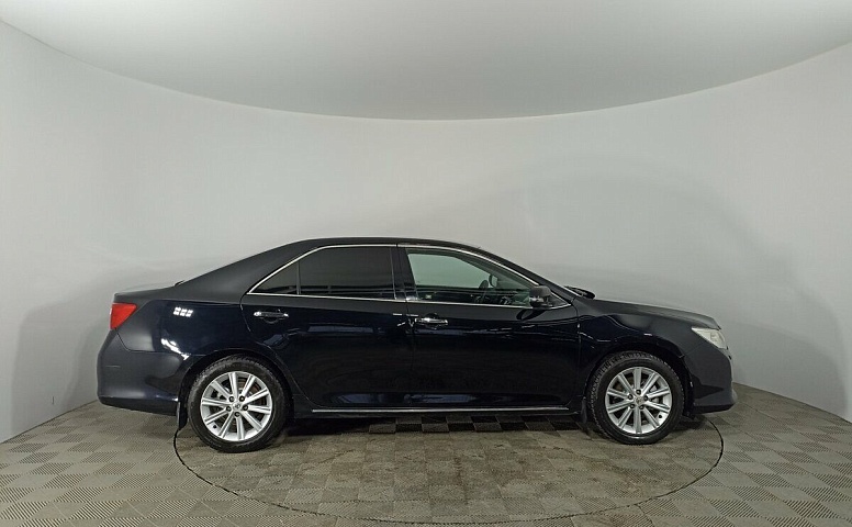 Toyota Camry VII (XV50)