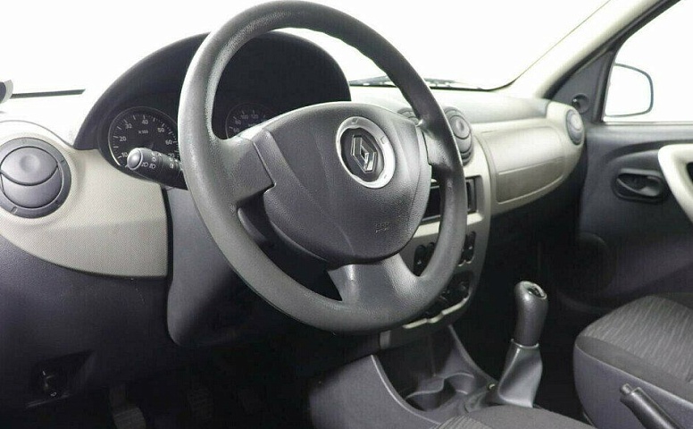 Renault Sandero 1.6 Механика