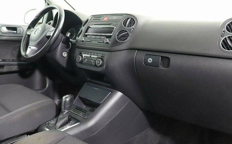 Volkswagen Golf Plus 1.6 Робот