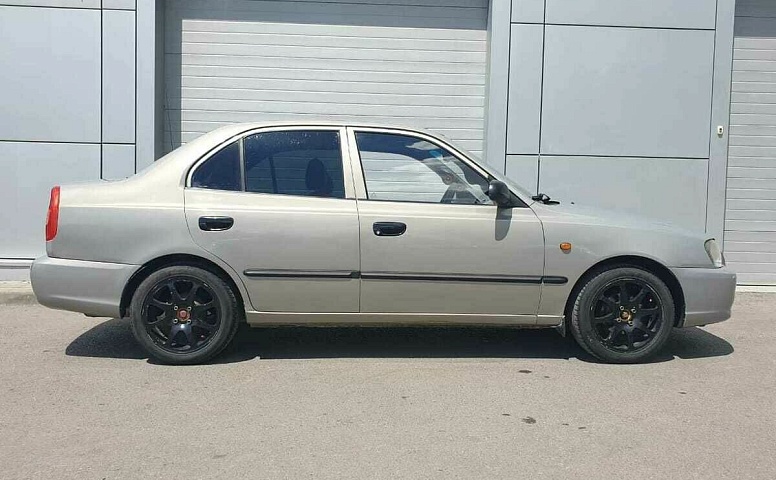 Hyundai ACCENT 1.5 MT (102 л.с.)