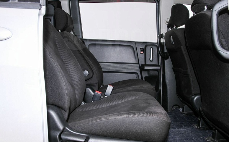 Honda Freed, 1 поколение