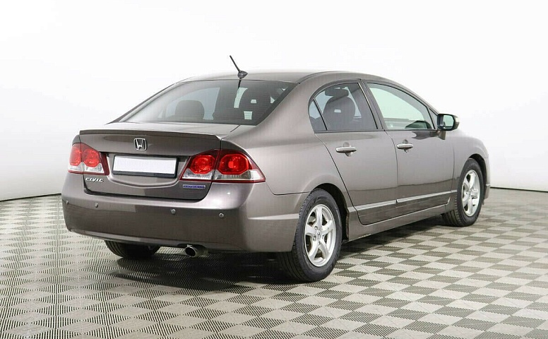 Honda Civic VIII Рестайлинг