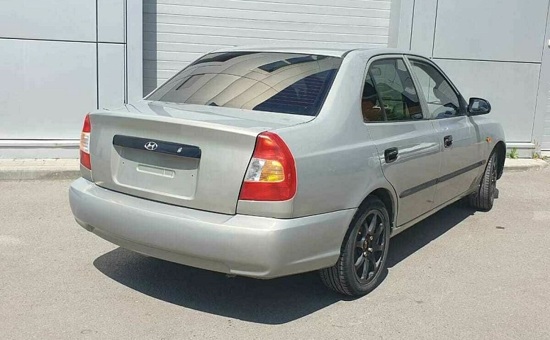Hyundai ACCENT 1.5 MT (102 л.с.)
