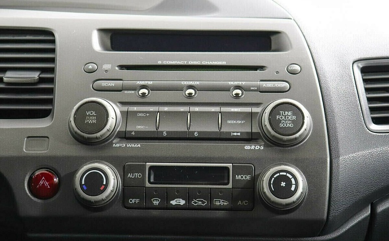 Honda Civic VIII Рестайлинг