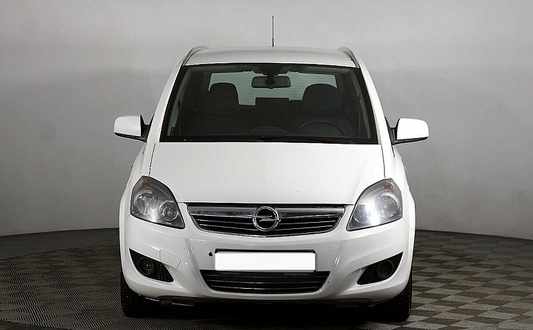 Opel Zafira B Рестайлинг